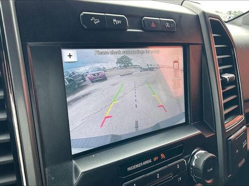 Used 2018 Ford F150 XLT w/ Equipment Group 302A Luxury AWD/4WD image 13