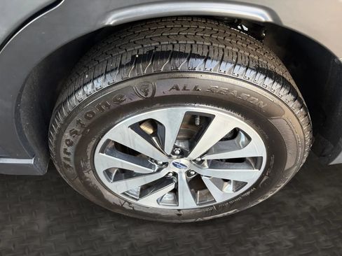 Used 2024 Subaru Outback Premium AWD/4WD image 42
