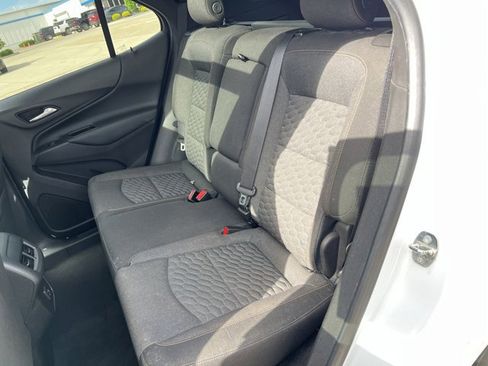 Used 2019 Chevrolet Equinox LT FWD image 25