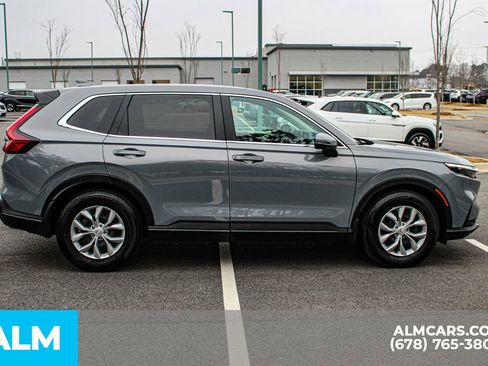 Used 2026 Honda CR-V LX image 8