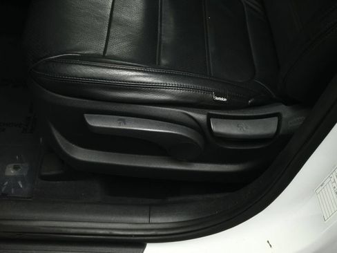 Used 2020 Kia Sorento FWD V6 image 49