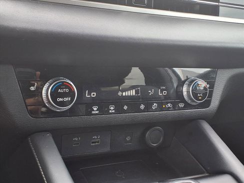 Used 2024 Mitsubishi Outlander SE AWD/4WD image 22
