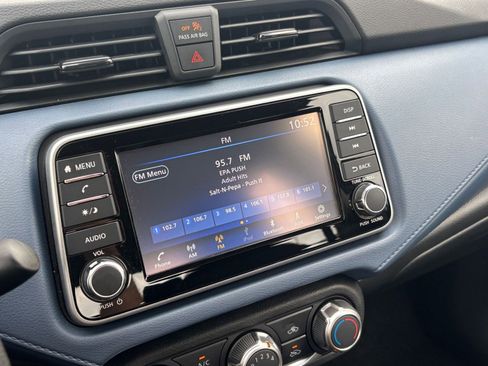 Used 2025 Nissan Versa SV image 20