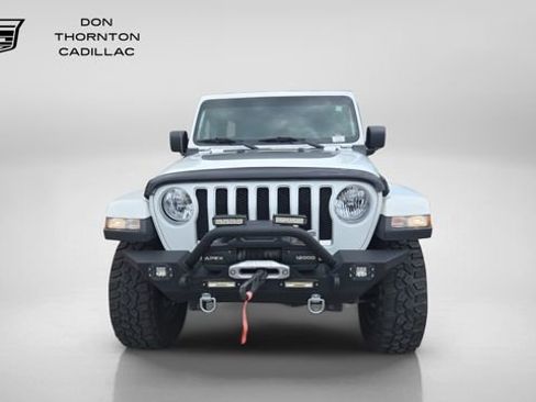 Used 2020 Jeep Wrangler Unlimited Sahara AWD/4WD image 8