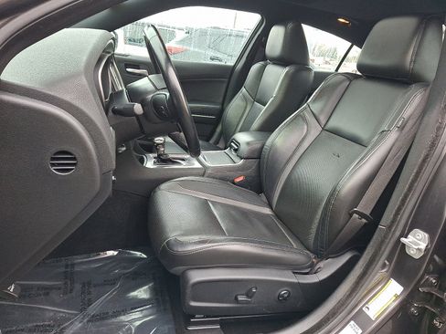 Used 2021 Dodge Charger SXT w/ Leather Interior Group image 14