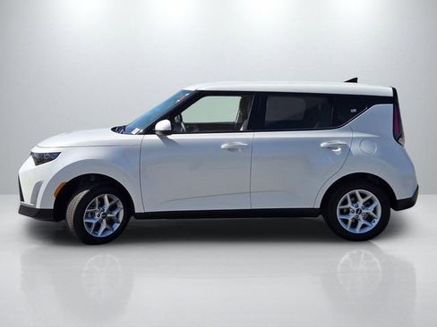 Used 2025 Kia Soul LX w/ LX Technology Package image 7