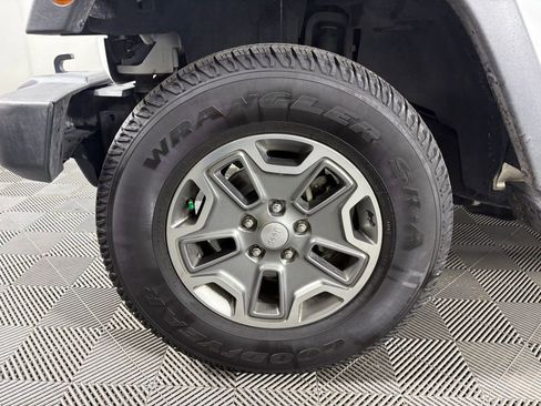 Used 2014 Jeep Wrangler Unlimited Sport w/ Quick Order Package 24S image 10