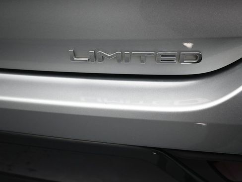 Used 2021 Toyota Highlander Limited image 48