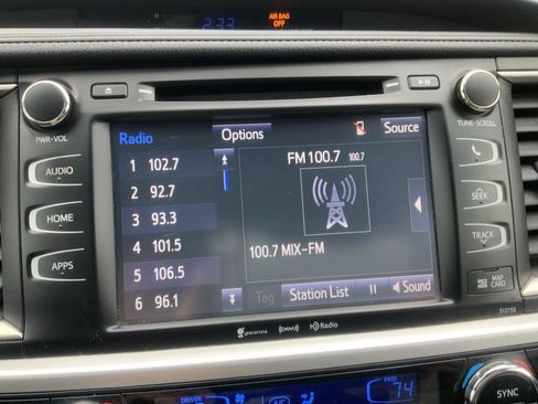 Used 2016 Toyota Highlander XLE image 39