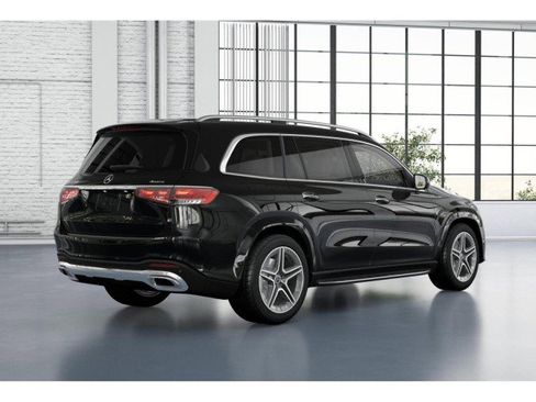 Certified 2025 Mercedes-Benz GLS 450 4MATIC image 42