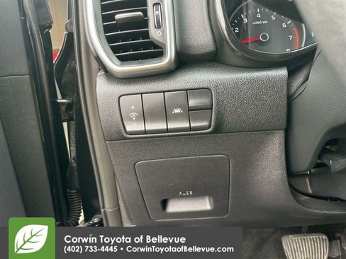 Used 2020 Kia Sportage LX image 19