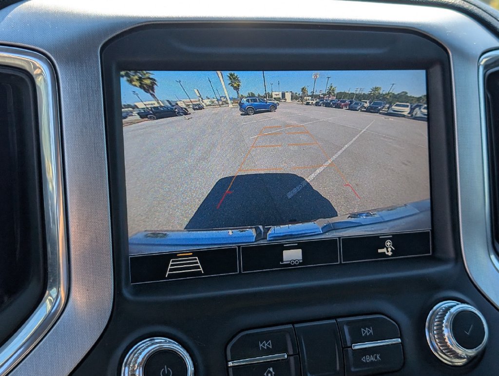 Used 2020 GMC Sierra 1500 SLT RWD image 18