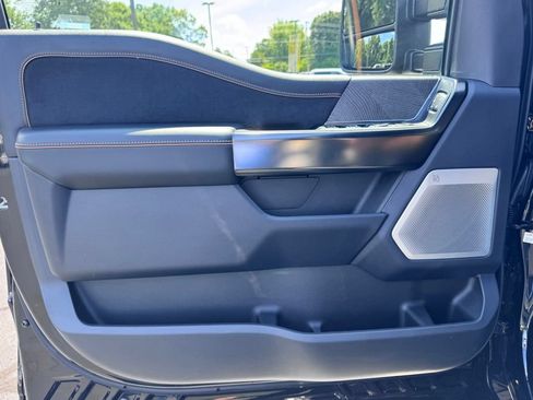 Used 2024 Ford F250 Platinum AWD/4WD image 26