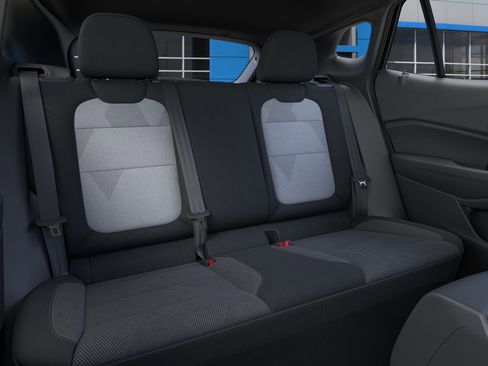 New 2026 Chevrolet Trax RS FWD image 17