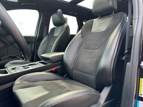Used 2022 Ford Edge ST w/ Equipment Group 401A AWD/4WD image 10