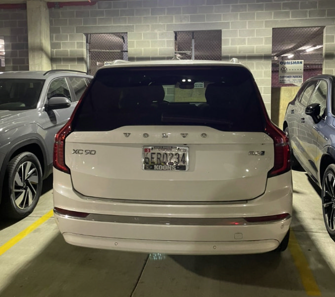 Used 2026 Volvo XC90 B6 Plus w/ Protection Package Premier AWD/4WD image 3