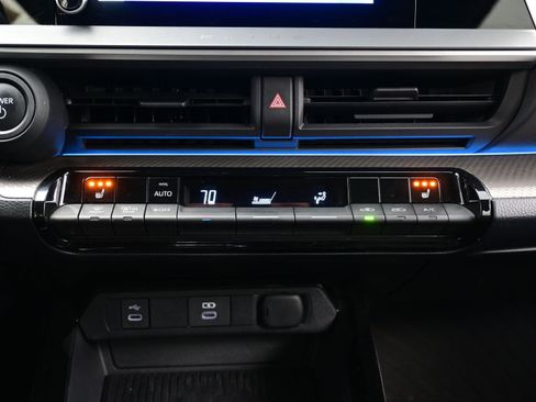 Used 2024 Toyota Prius XLE image 20