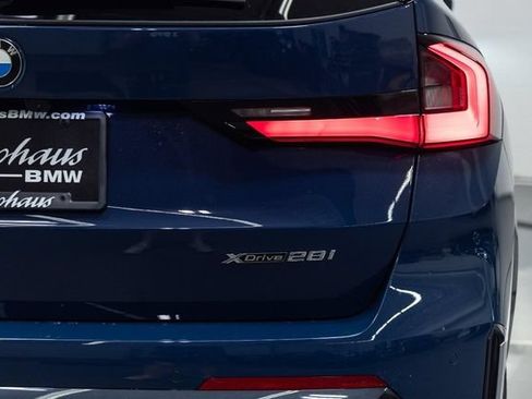 New 2027 BMW X1 xDrive28i AWD/4WD image 11