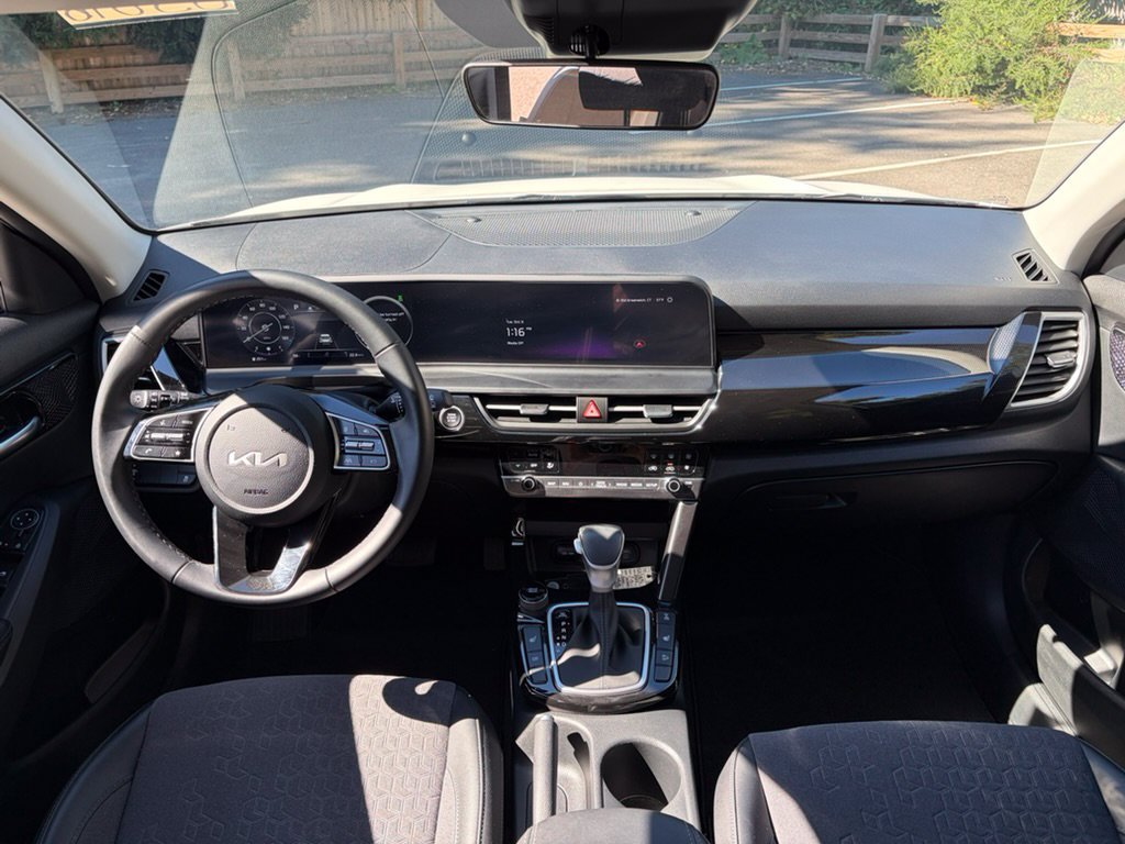 Used 2024 Kia Seltos X-Line AWD/4WD image 15