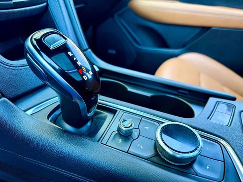 Used 2024 Cadillac XT5 Premium Luxury w/ Technology Package image 19