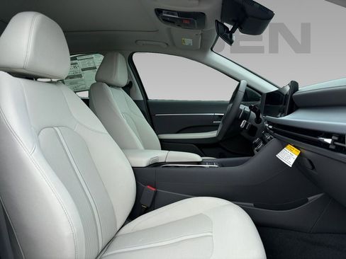 New 2025 Hyundai Sonata SEL image 10