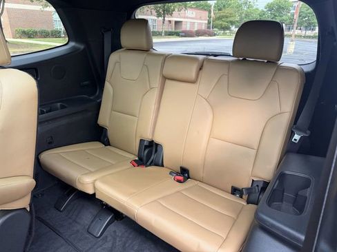 Certified 2022 Kia Telluride SX w/ Towing Package FWD image 31