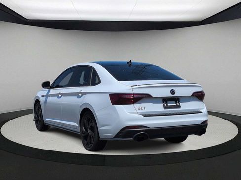 Used 2023 Volkswagen Jetta GLI Autobahn FWD image 6