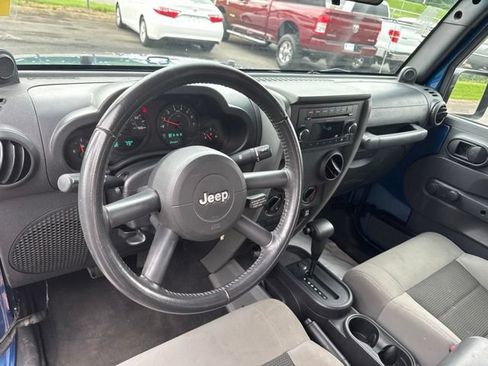 Used 2009 Jeep Wrangler X AWD/4WD image 12