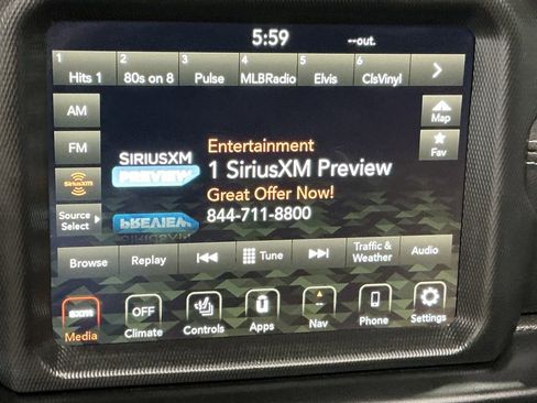 Used 2022 Jeep Wrangler Unlimited Sahara w/ Cold Weather Group image 19