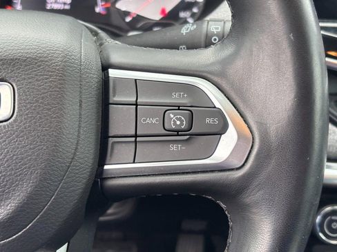 Used 2022 Jeep Compass Latitude image 21