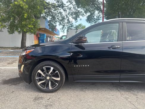 Used 2021 Chevrolet Equinox LT FWD image 24