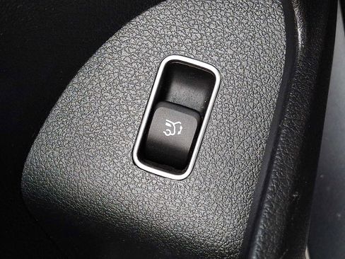 Used 2022 Mercedes-Benz GLE 450 4MATIC image 24