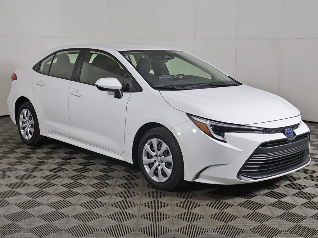 Used 2024 Toyota Corolla LE FWD image 43