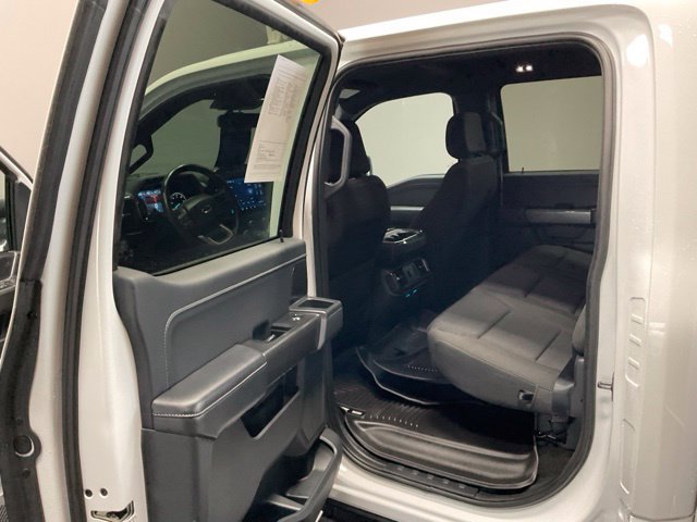 Used 2022 Ford F150 XLT w/ Equipment Group 302A High AWD/4WD image 18