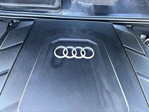 Used 2022 Audi Q7 3.0T Premium Plus AWD/4WD image 31