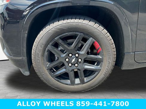 Used 2021 Chevrolet Traverse Premier w/ Redline Edition AWD/4WD image 10