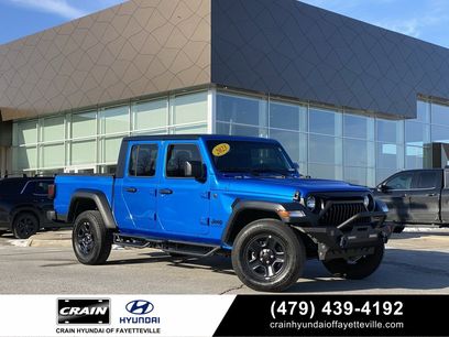Used 2025 Jeep Gladiator Sport