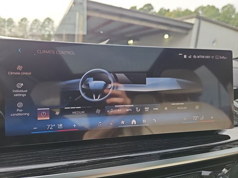 New 2026 BMW X7 xDrive40i w/ M Sport Package image 23