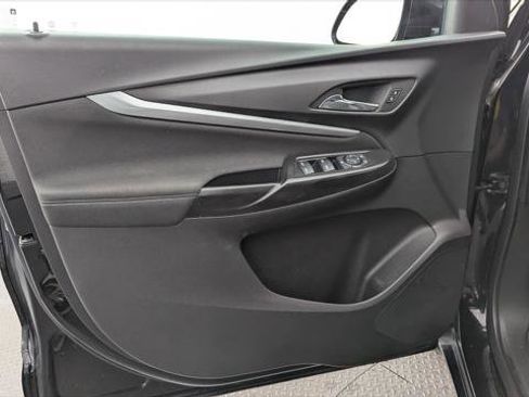 Used 2023 Chevrolet Bolt EUV LT FWD image 13