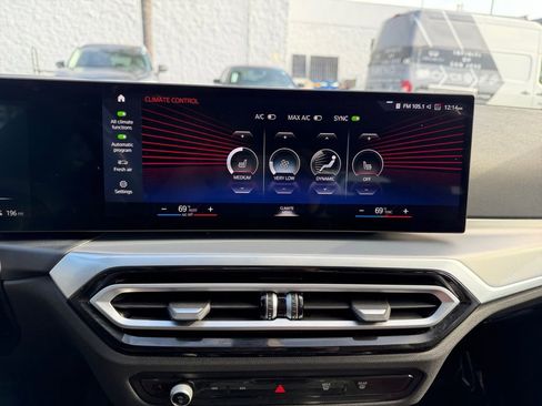 Used 2023 BMW i4 eDrive35 image 22