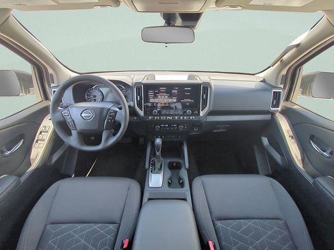 New 2026 Nissan Frontier 2WD Crew Cab image 11