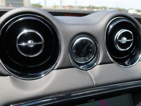 Used 2017 Jaguar XJ R-Sport image 31