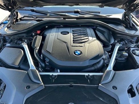 Used 2022 BMW 540i xDrive w/ Executive Package AWD/4WD image 10