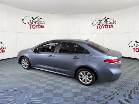 Used 2026 Toyota Corolla LE w/ Carpet Mat Package (TMS) FWD image 8