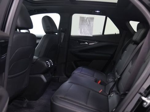Used 2024 Chevrolet Blazer EV LT AWD/4WD image 32