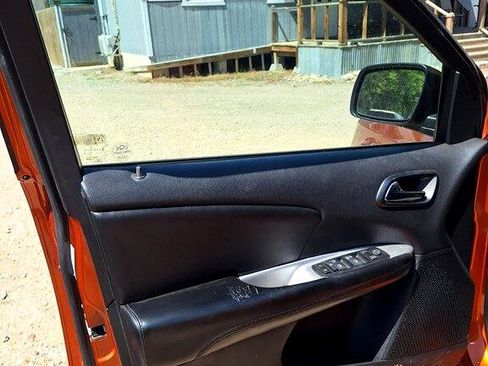 Used 2011 Dodge Journey Mainstreet w/ Popular Equipment Group image 5