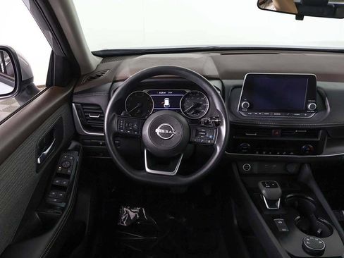Used 2023 Nissan Rogue SV AWD/4WD image 32