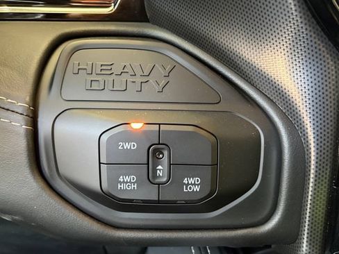New 2026 RAM 2500 Limited AWD/4WD image 25
