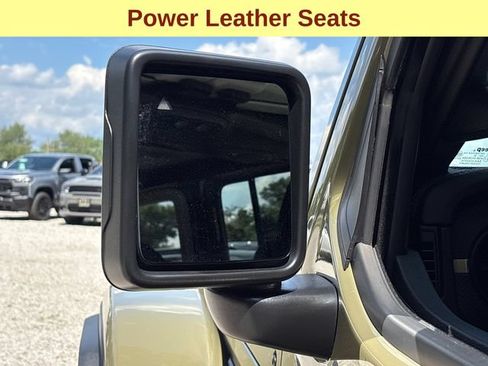 Used 2025 Jeep Wrangler Unlimited Rubicon 392 AWD/4WD image 7