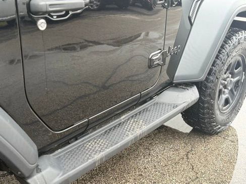 Used 2023 Jeep Wrangler Sport AWD/4WD image 11